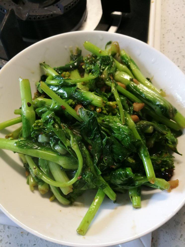 蒜蓉白菜苔