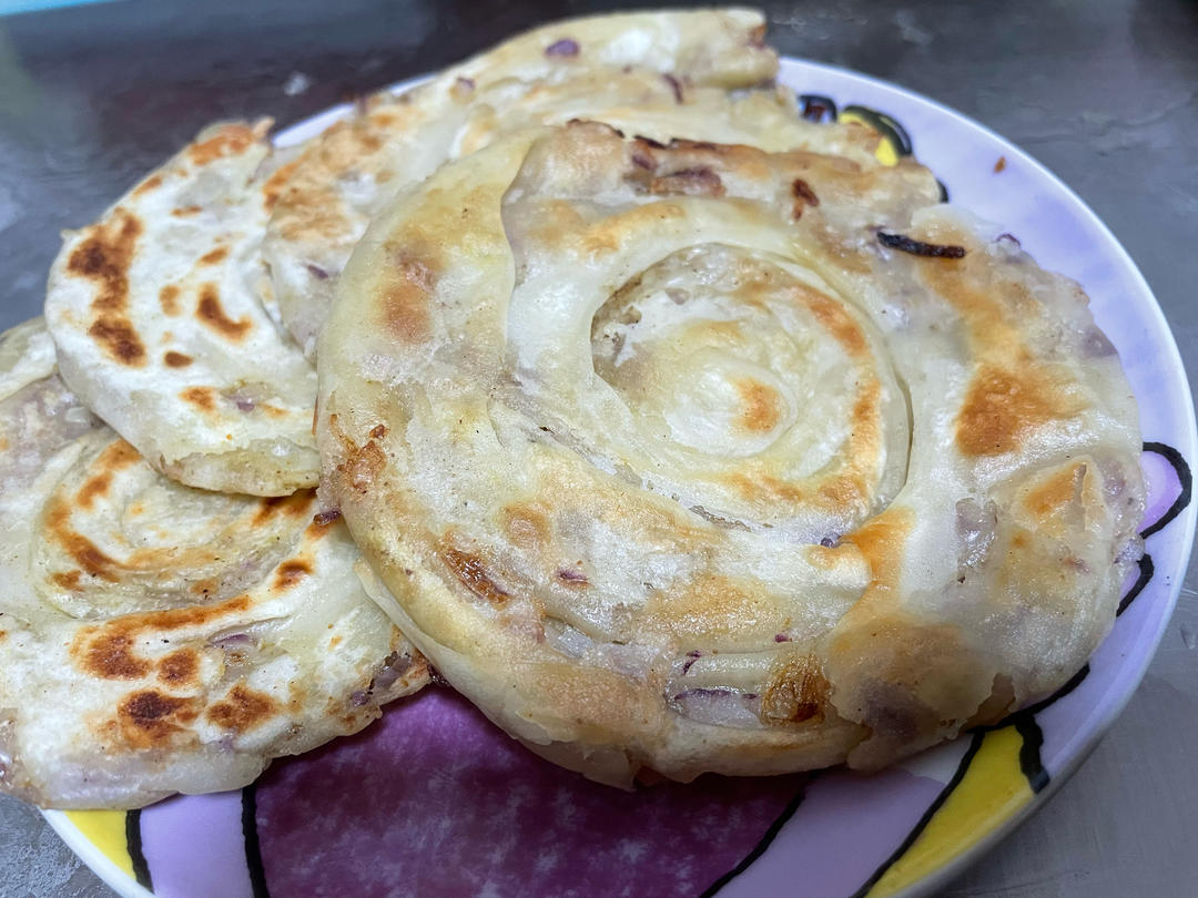 【葱油饼】假期好好做早餐，4步吃上香脆葱油饼！