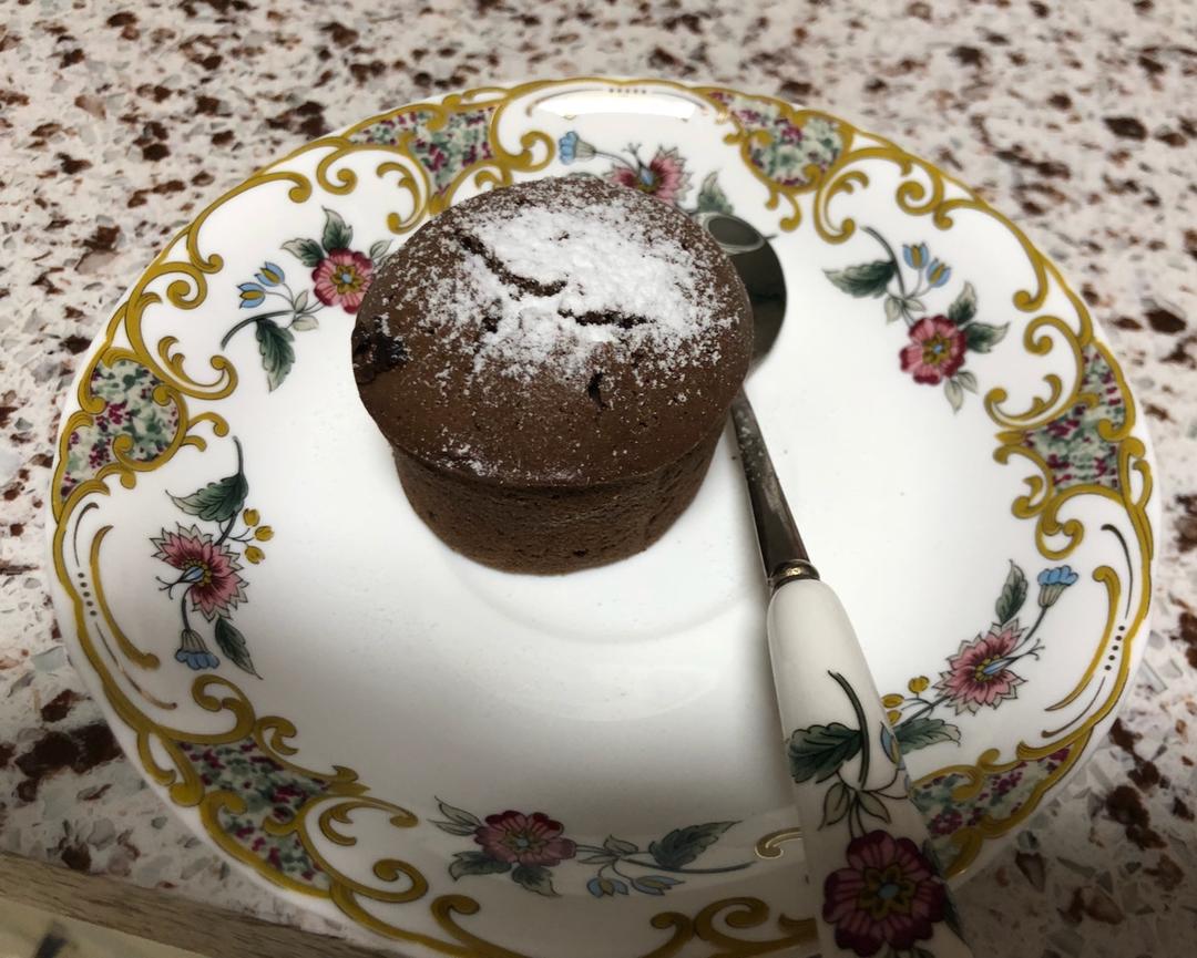 巧克力熔岩蛋糕