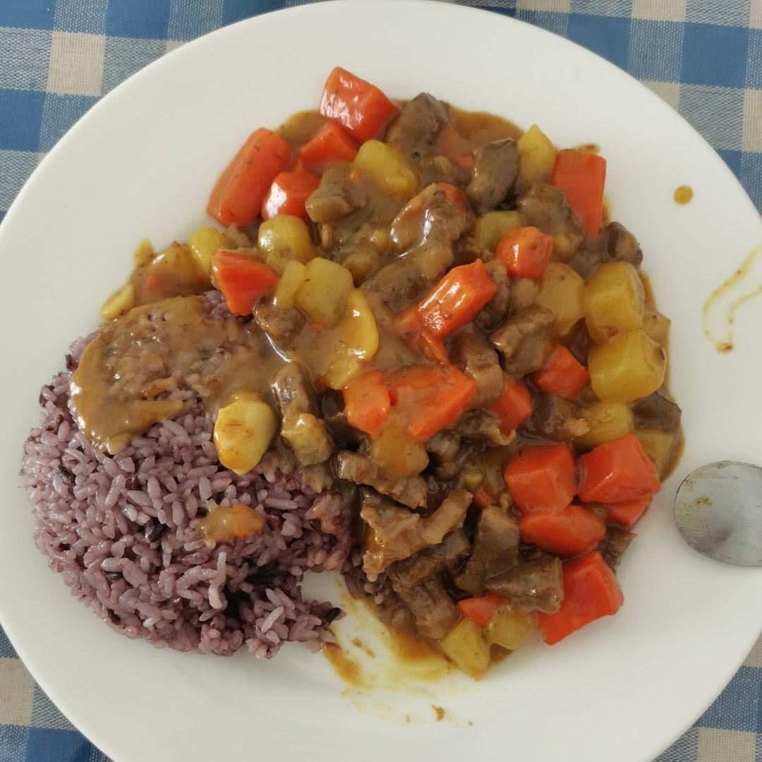 咖喱牛肉土豆