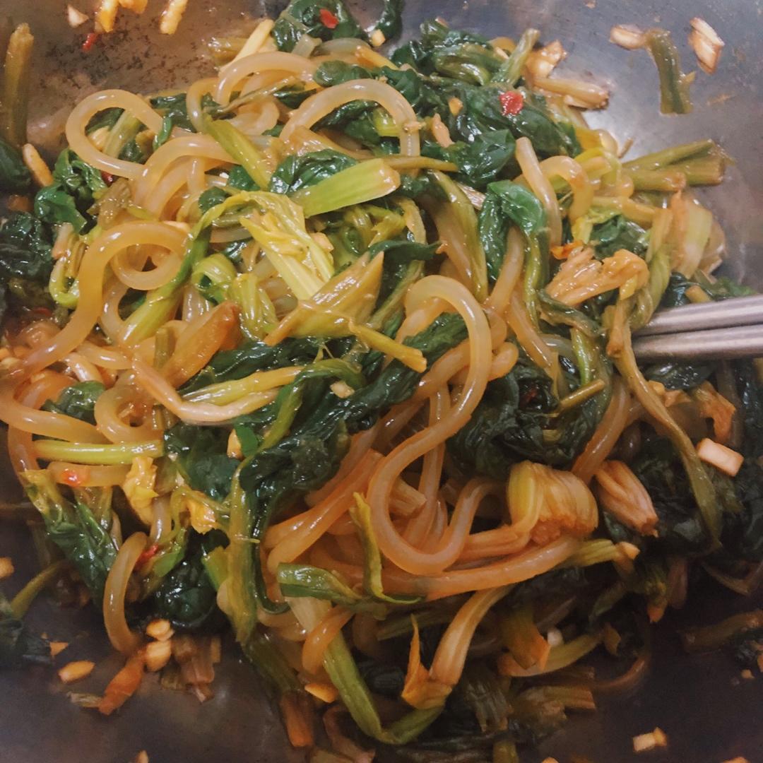好吃的菠菜在哪里——爽口菠菜拌粉丝