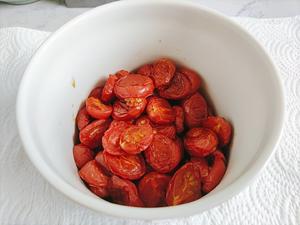 油渍小蕃茄的做法 步骤7