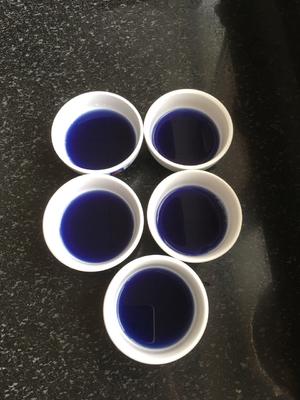 两片[紫甘蓝榨汁]，教你调出六种不同色！的做法 步骤5