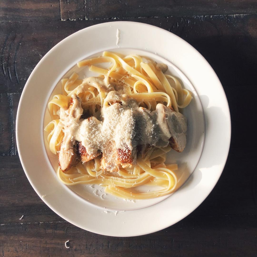 奶香黑椒鸡肉意面～仿必胜客