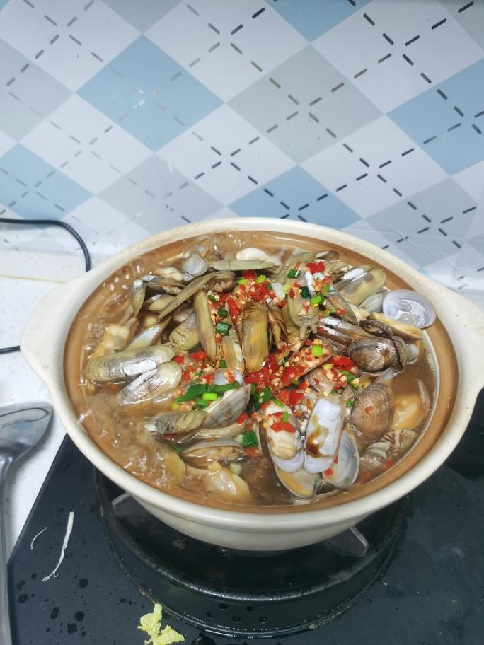 可以媲美路边摊的花甲粉丝煲