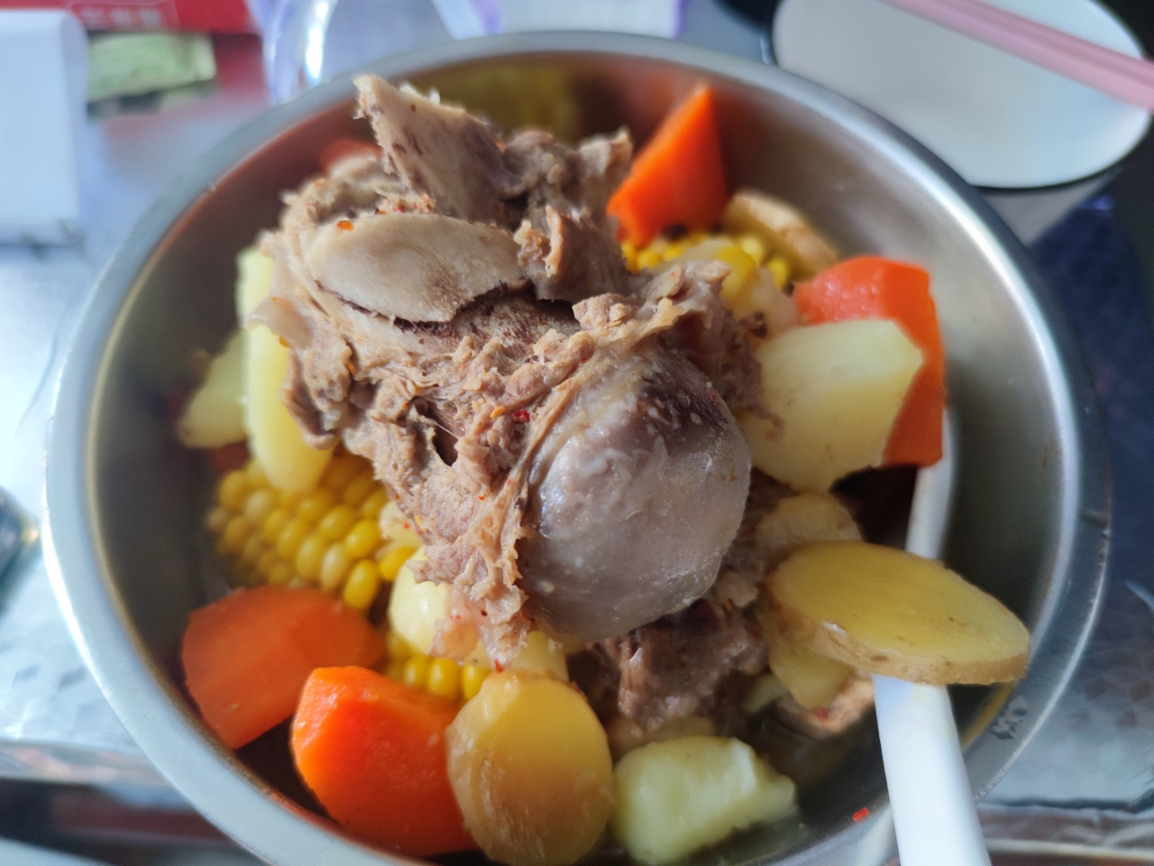 猪棒骨炖汤的做法 步骤10