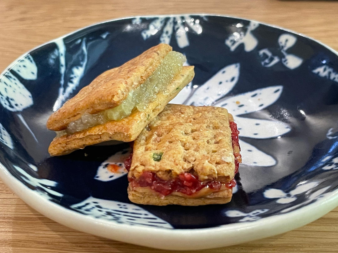 咸香泡菜全麦苏打饼干低油【健康小食】