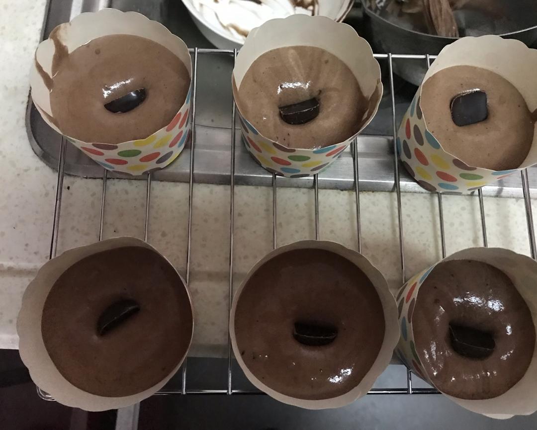 纸杯蛋糕 8寸戚风蛋糕的量