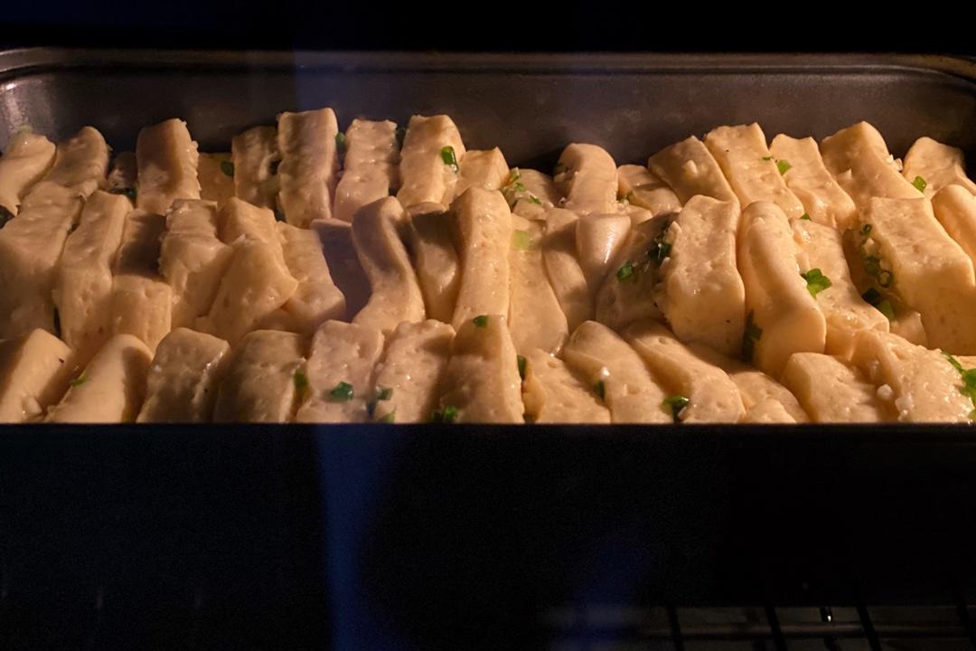 橄榄油蒜香手撕包