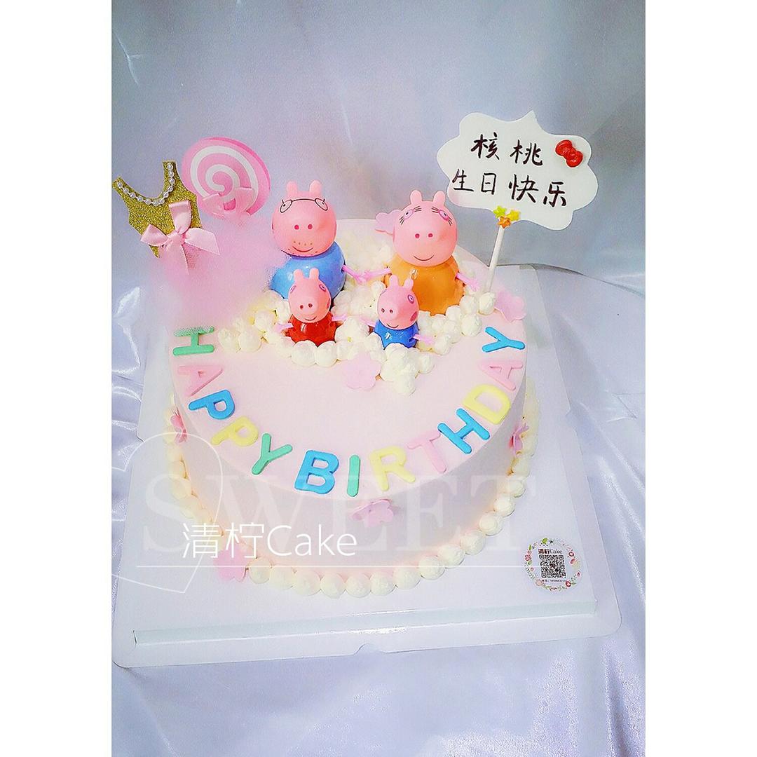 小猪佩奇场景蛋糕