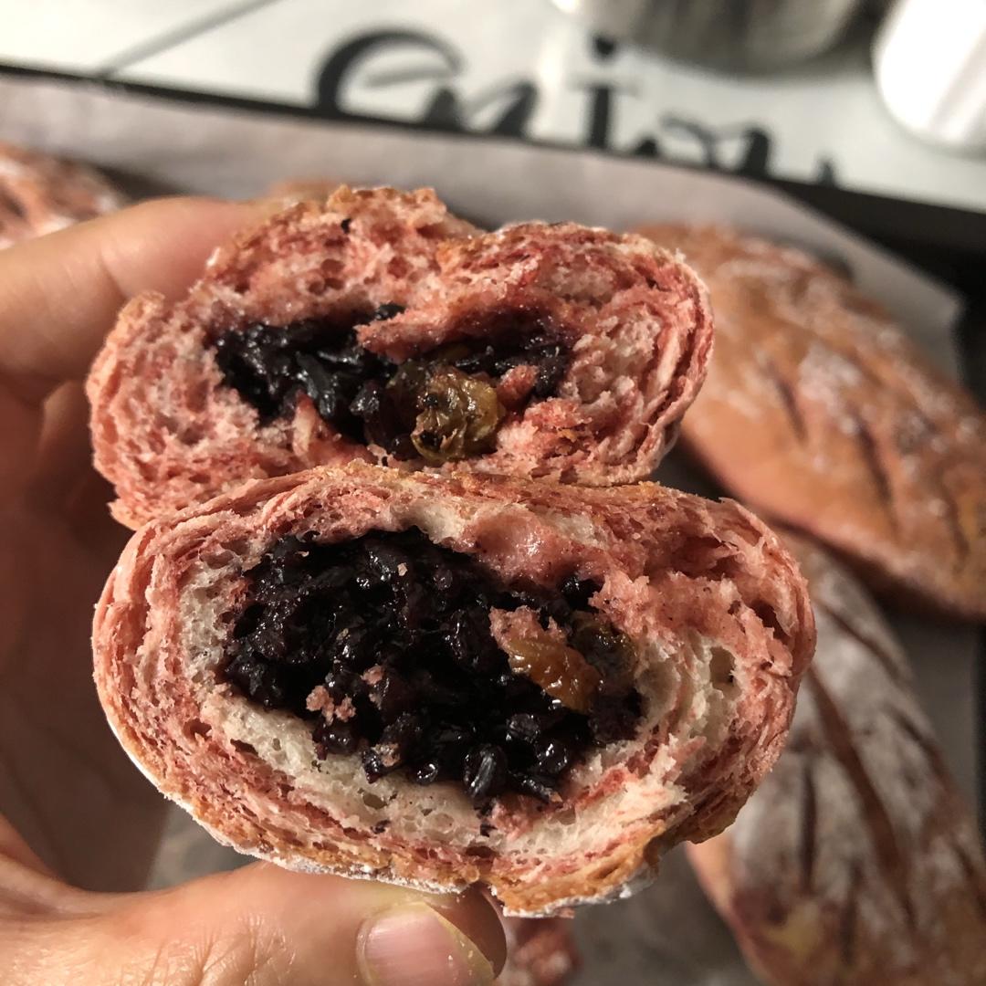 紫紫包（紫米软欧包）