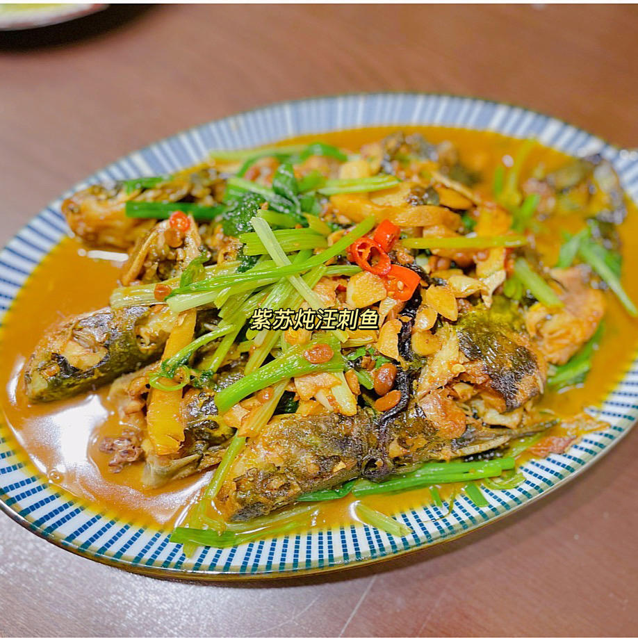 鲜掉舌头的豆腐黄鸭叫。黄辣丁。汪刺鱼。昂刺鱼。。。