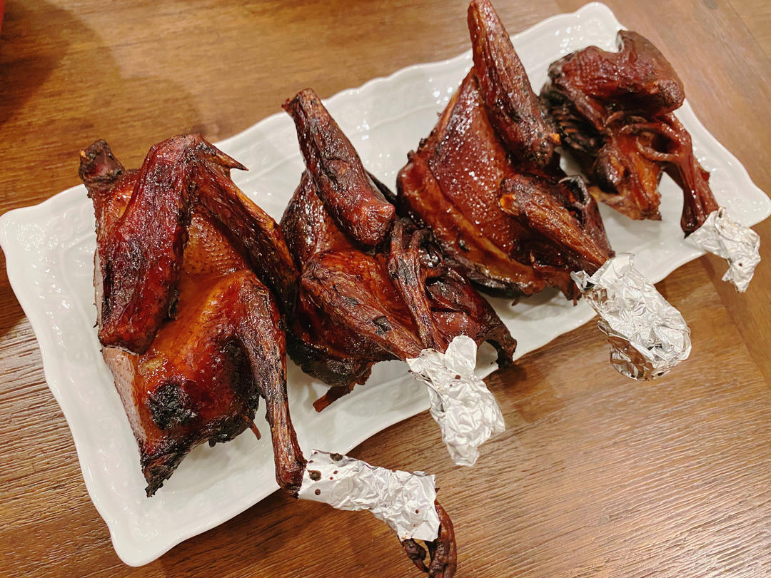 脆皮乳鸽