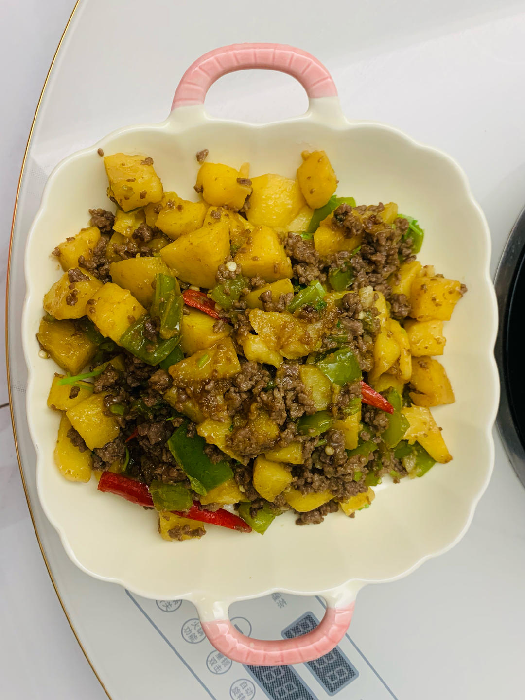 【多汁麻辣牛肉末烧土豆】-15分钟搞定的下饭菜