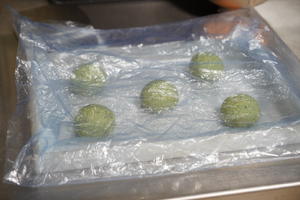 菠菜芝麻贝果 50%菠菜 无油低卡高纤维的做法 步骤11
