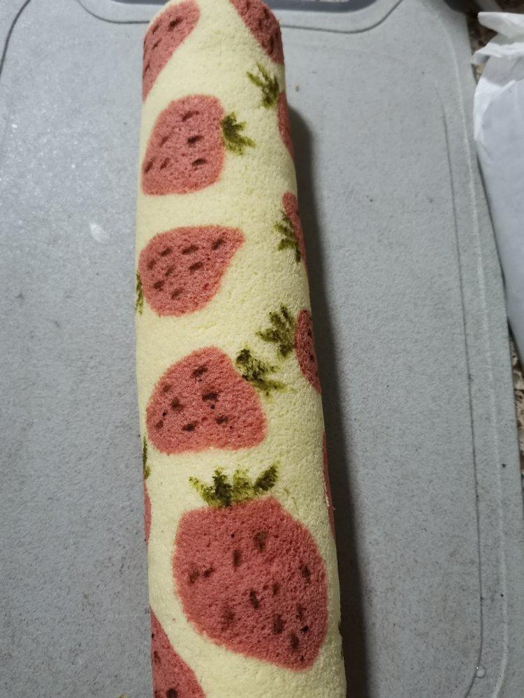 草莓蛋糕卷