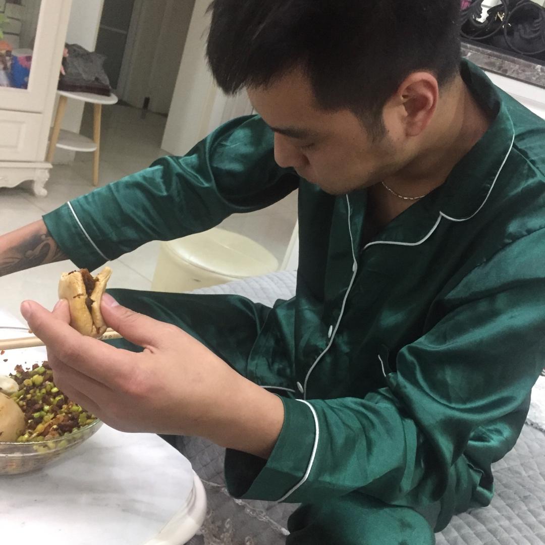 超简单的蒜苔肉沫下饭菜