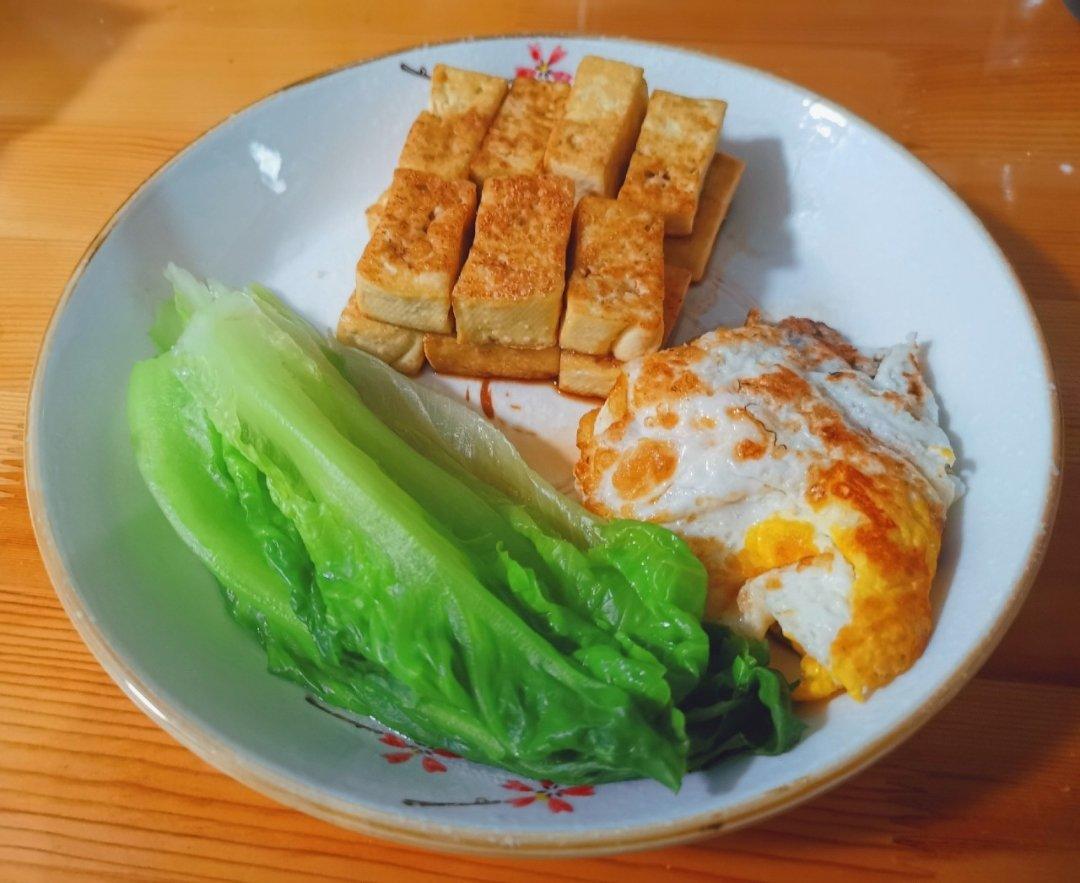 盐煎老豆腐（蘸酱油）