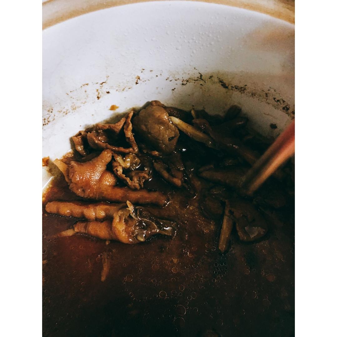 卤鸡脚