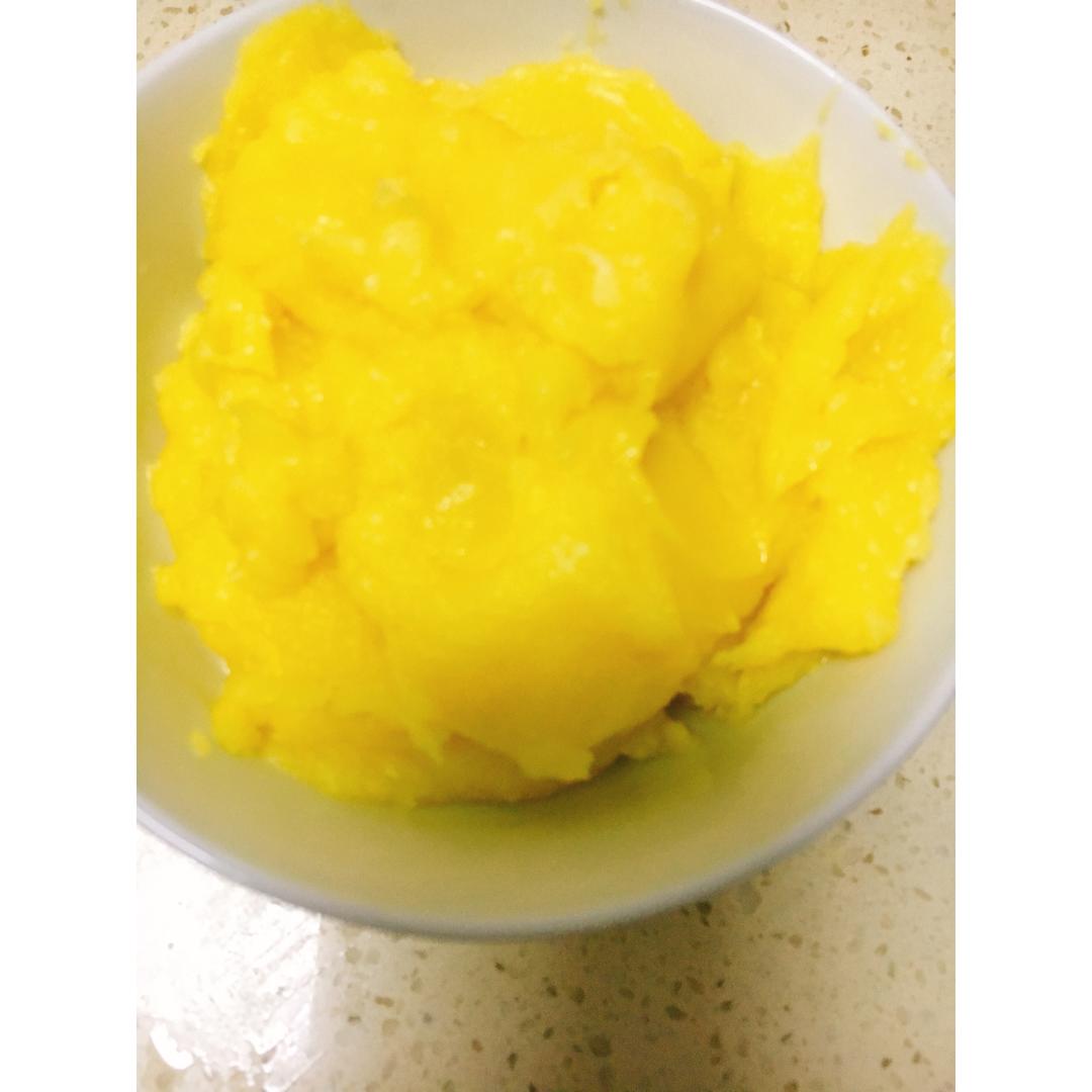 奶黄馅儿和奶黄包