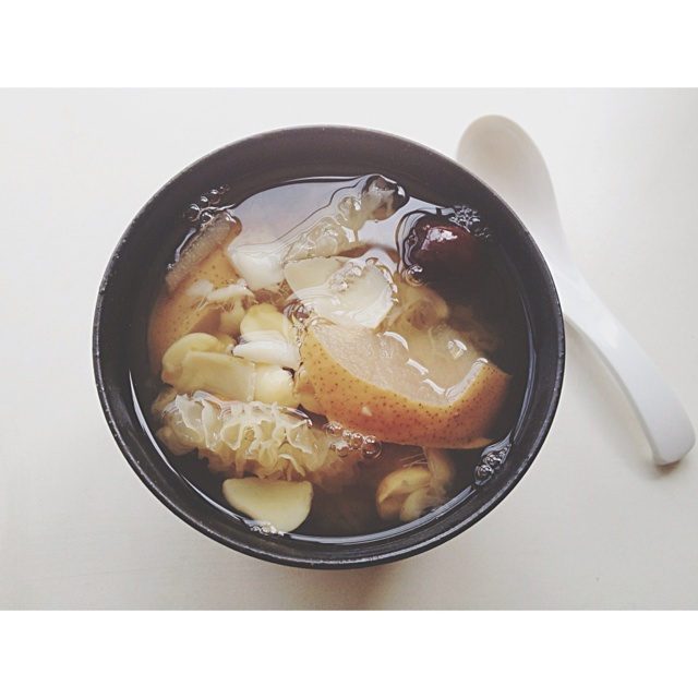 冰糖雪梨银耳汤