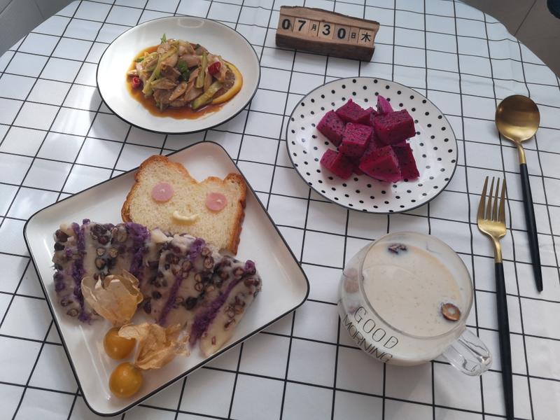 纯奶手撕吐司的做法 步骤1