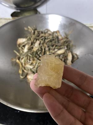 豆角干焖五花肉的做法 步骤4