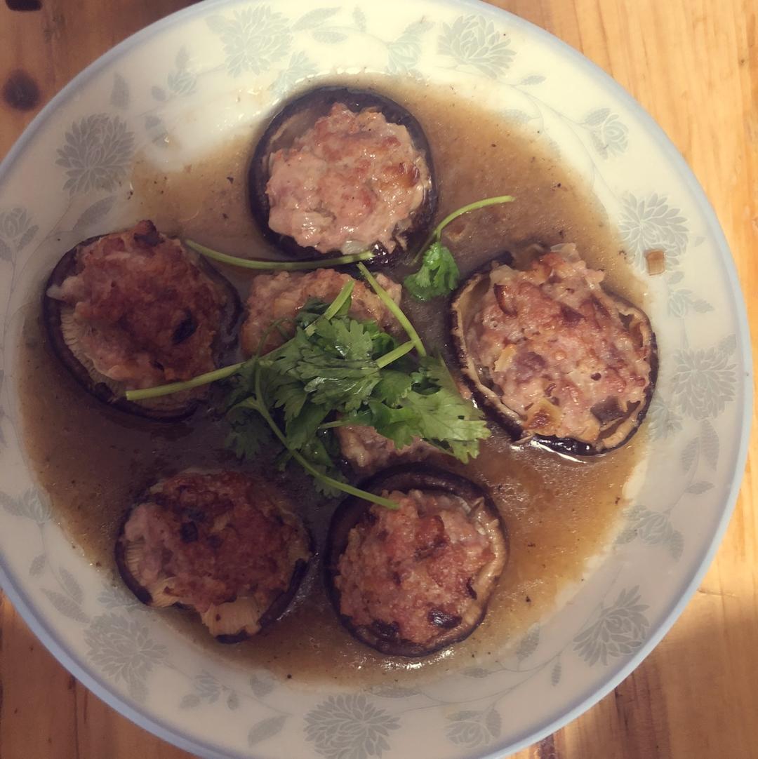 美味的肉酿香菇～～孩子爱吃的下饭菜