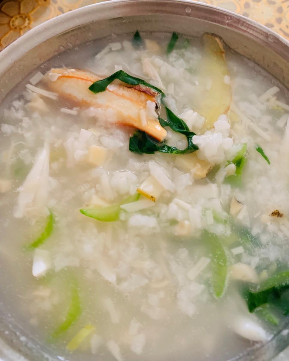 鲍鱼海鲜粥