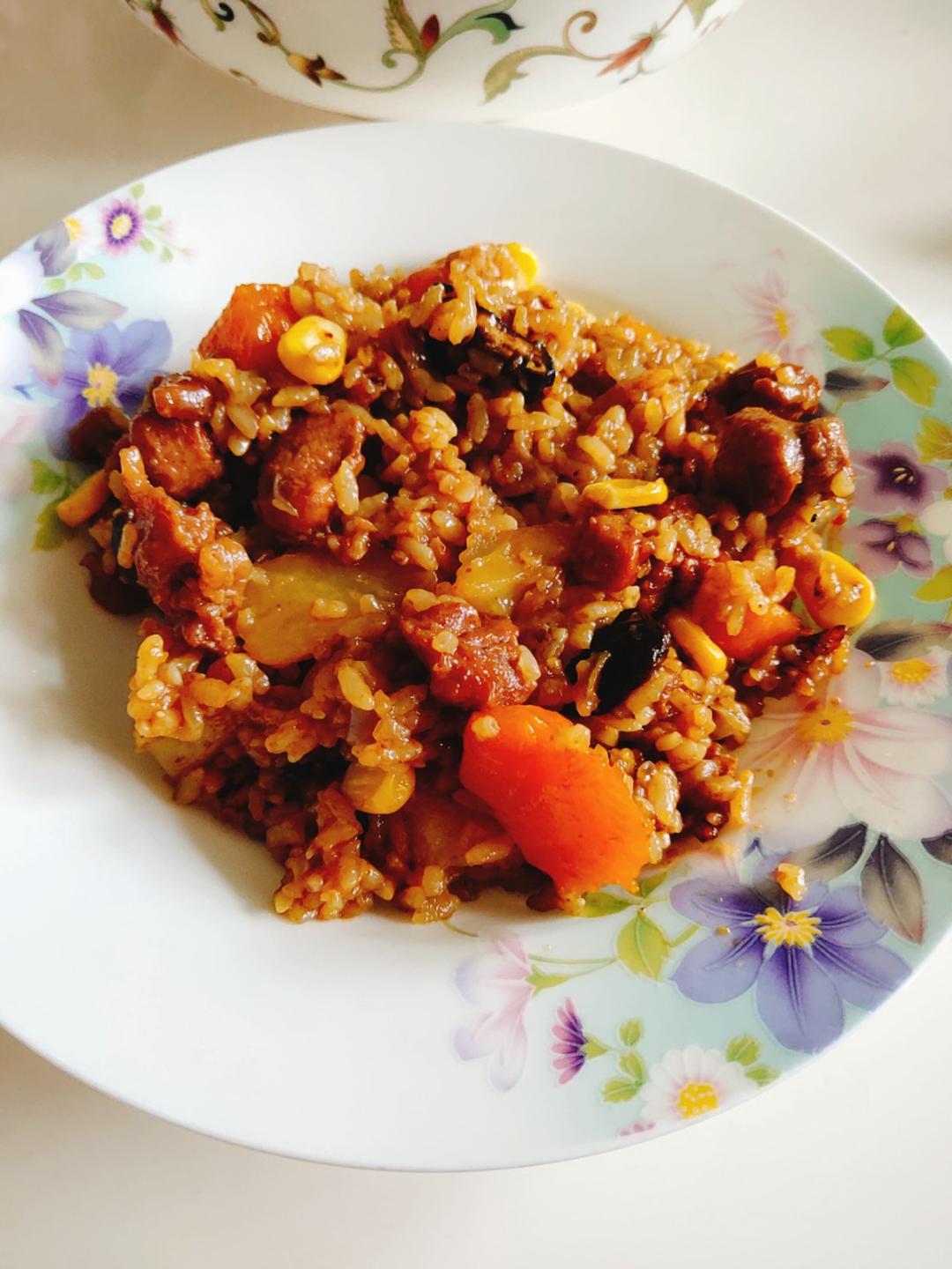 喷香羊肉焖饭