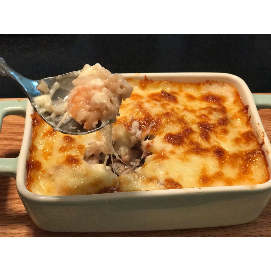 海鲜焗饭 Seafood Fried Rice with Cheesy Topping