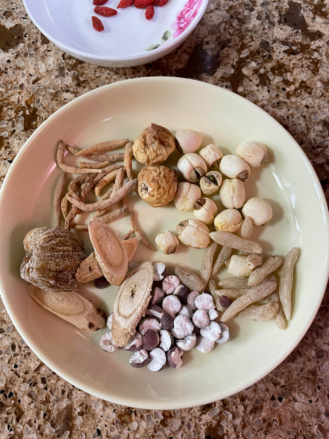 太子参麦冬汤-健脾胃宝宝汤健脾胃太子参麦冬汤去烦汤清热去湿汤