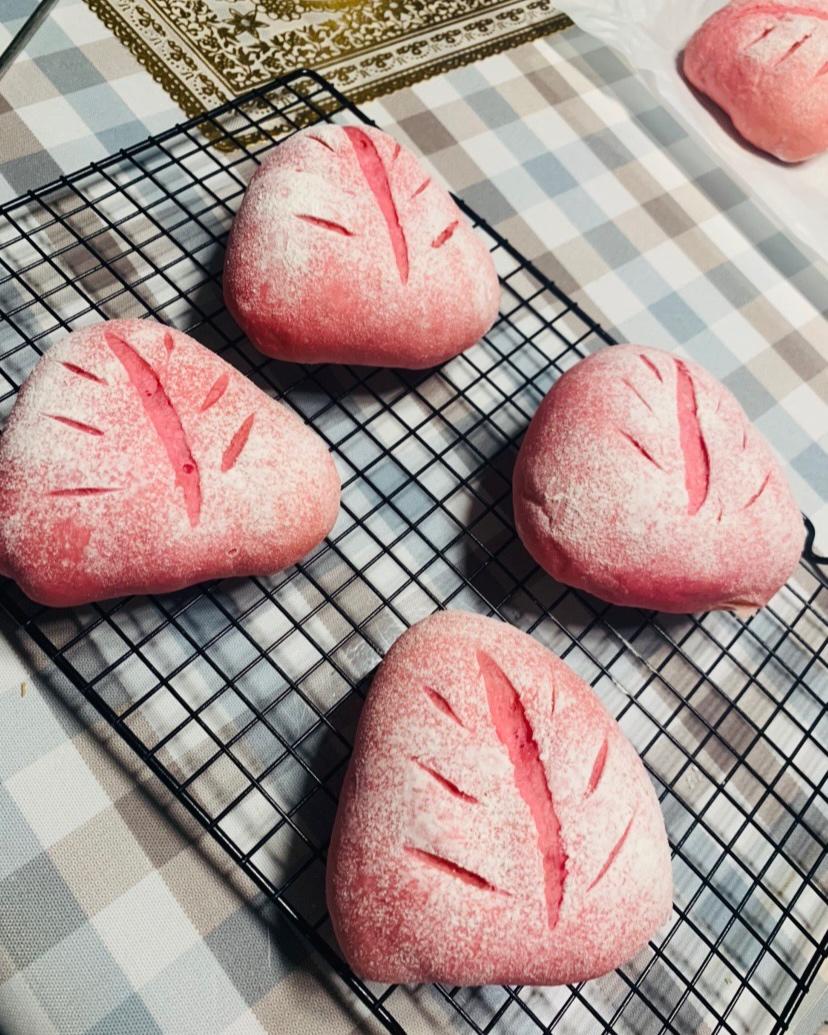 火龙果麻薯软欧