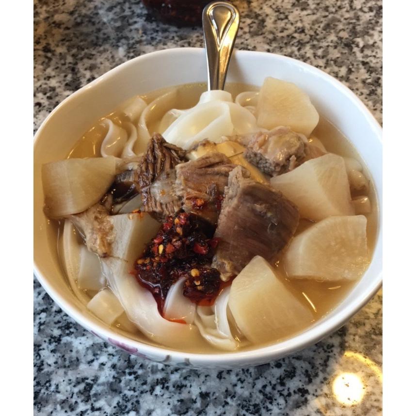 牛肉刀削面