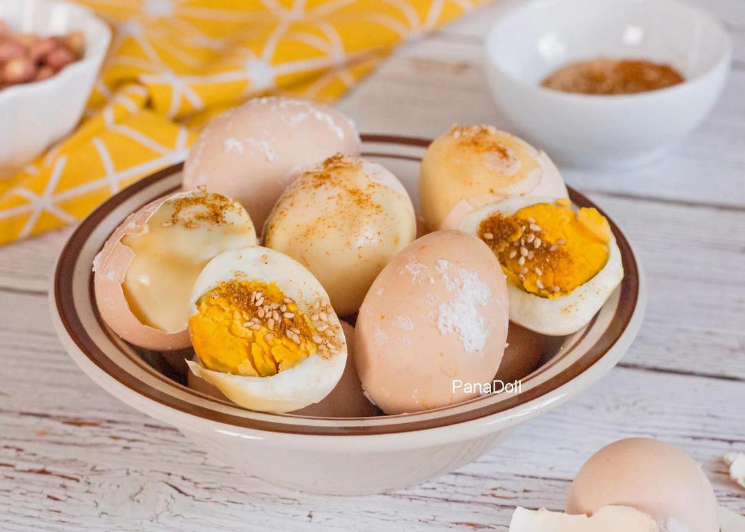 本周第三次做电饭煲烤鸡蛋,还是觉得没吃够!的做法