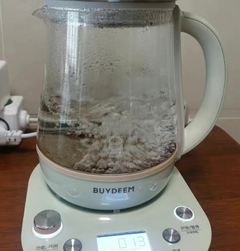 枇杷雪梨糖水【5月北鼎养生壶食谱】