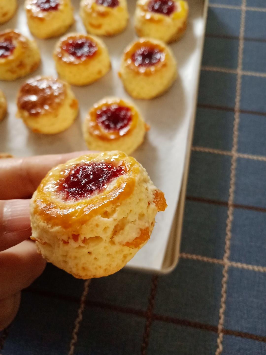 完美裂纹～百分百成功的超好吃奶香司康（禁止搬运）