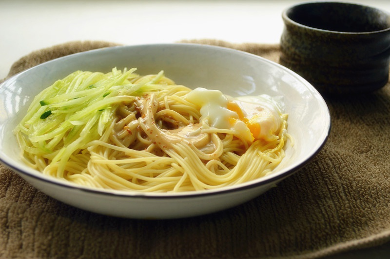 蛋黄麻酱拌面