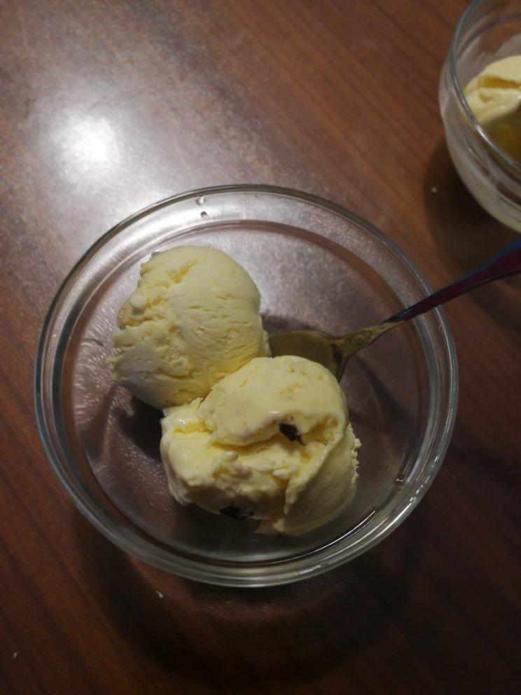 朗姆黑加仑冰淇淋 Rum Raisin Ice cream
