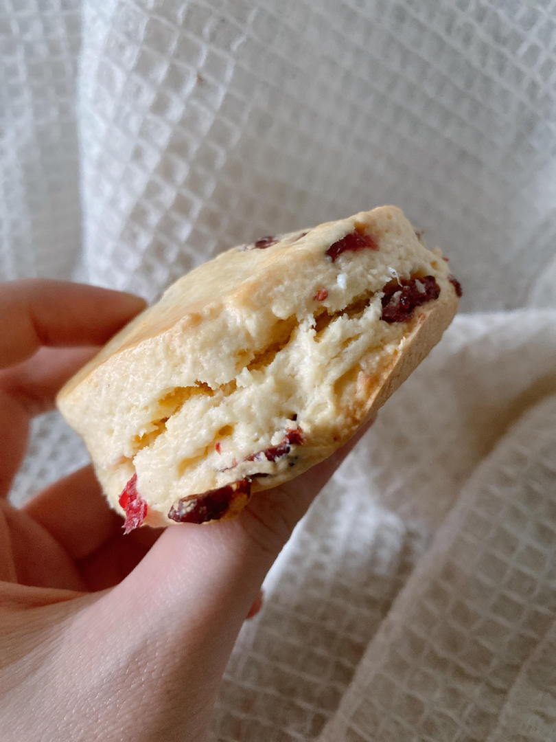 完美裂纹～百分百成功的超好吃奶香司康（禁止搬运）