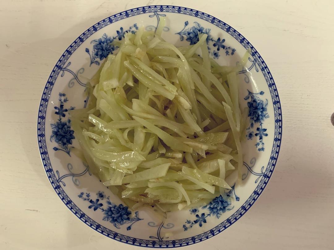 凉拌莴笋丝的做法