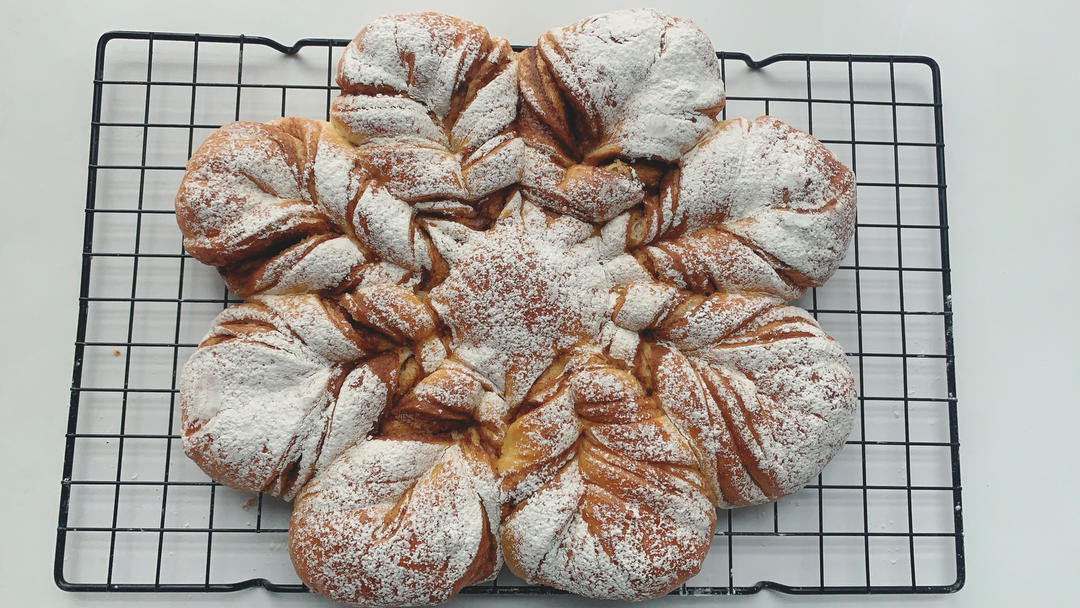 一次发酵就非常好吃的肉桂红糖苹果馅雪花面包