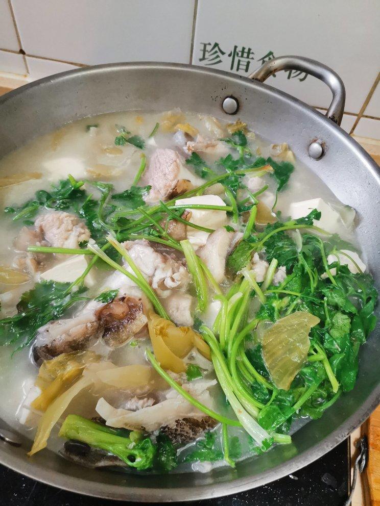酸菜鱼汤