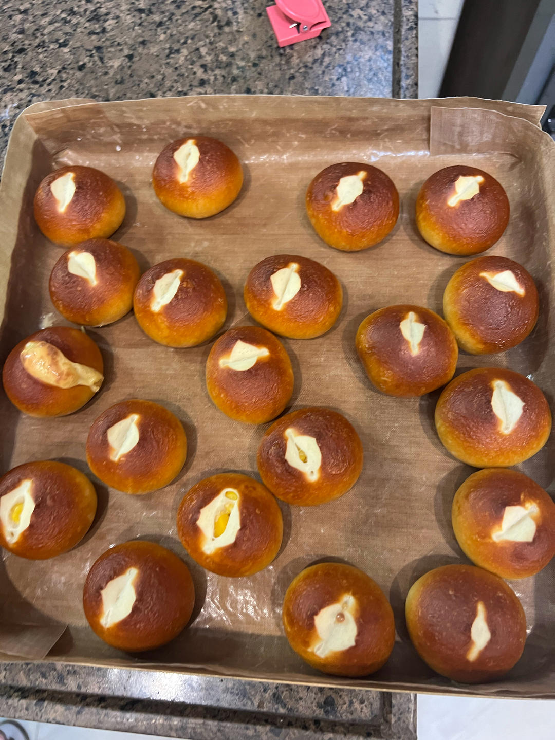 碱水小丸子（超可爱好操作的碱水面包）