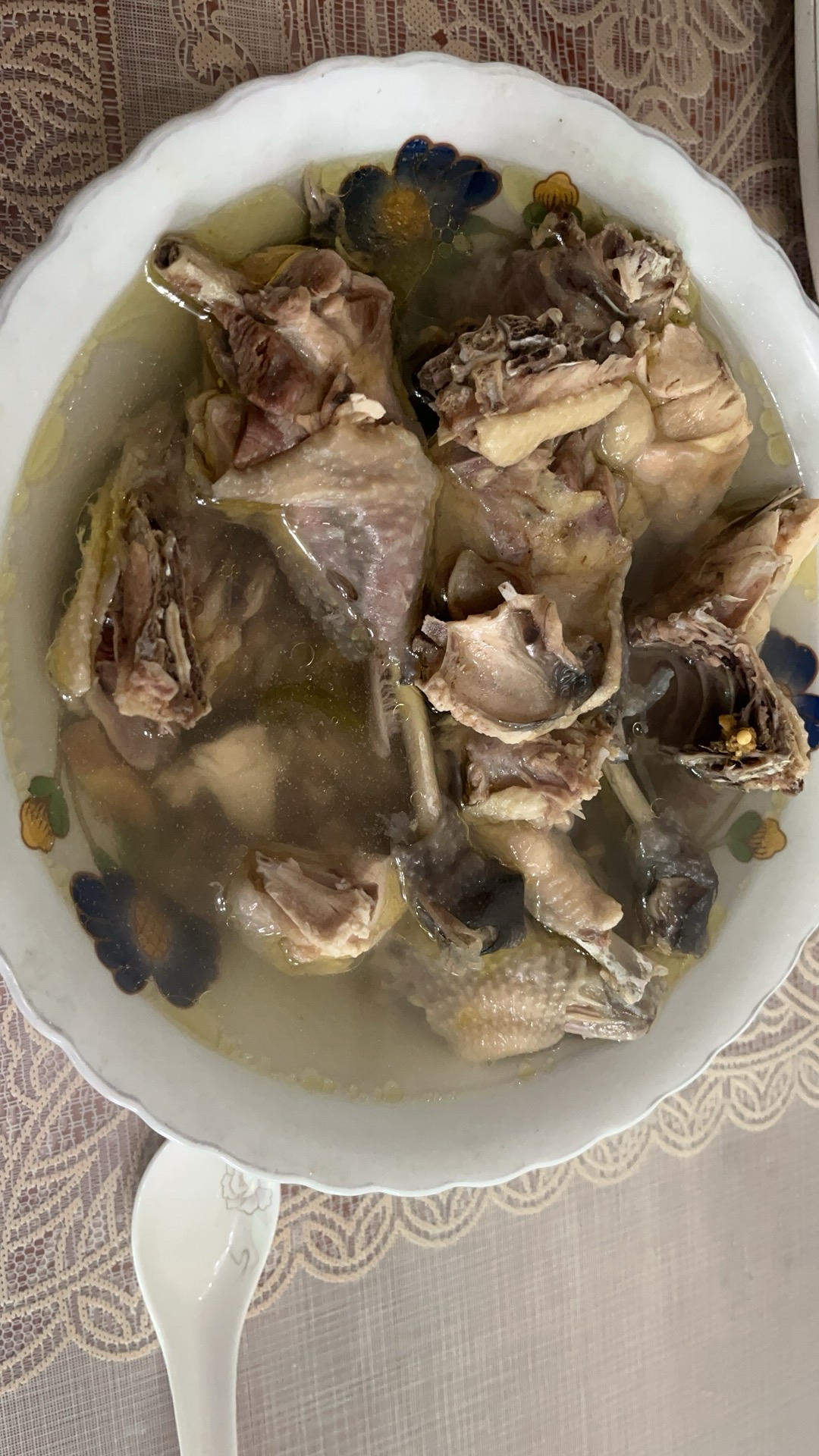 鲜美无敌：清炖鸡汤🐔