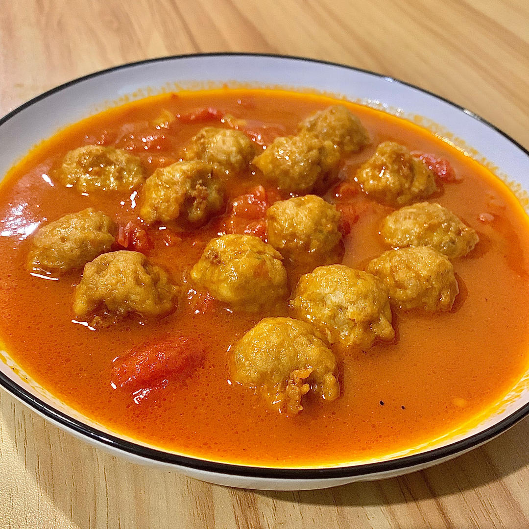 家传浓汤西红柿🍅猪肉丸子汤