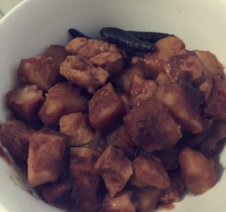 红烧土豆鸡块