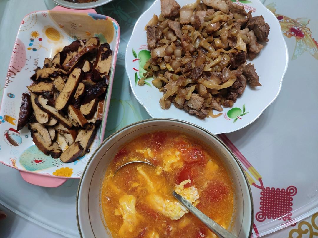 番茄炒鸡蛋/鸡蛋汤