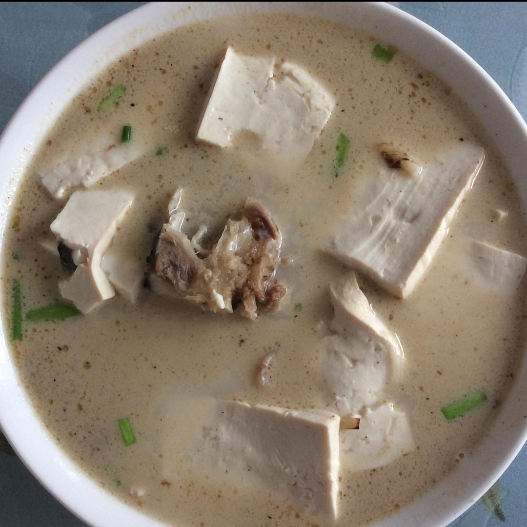 豆腐鱼头汤