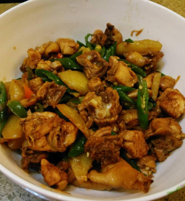 辣椒炒鸡（临沂家常）